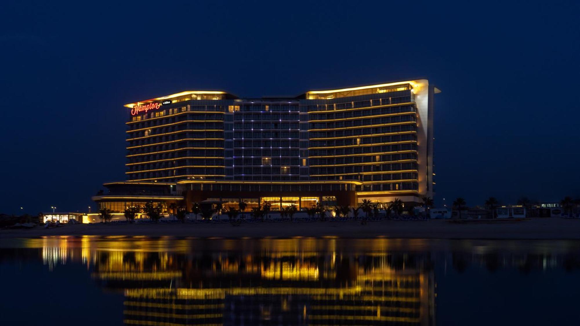 Hampton By Hilton Marjan Island Hotel Ras al-Khaimah Buitenkant foto